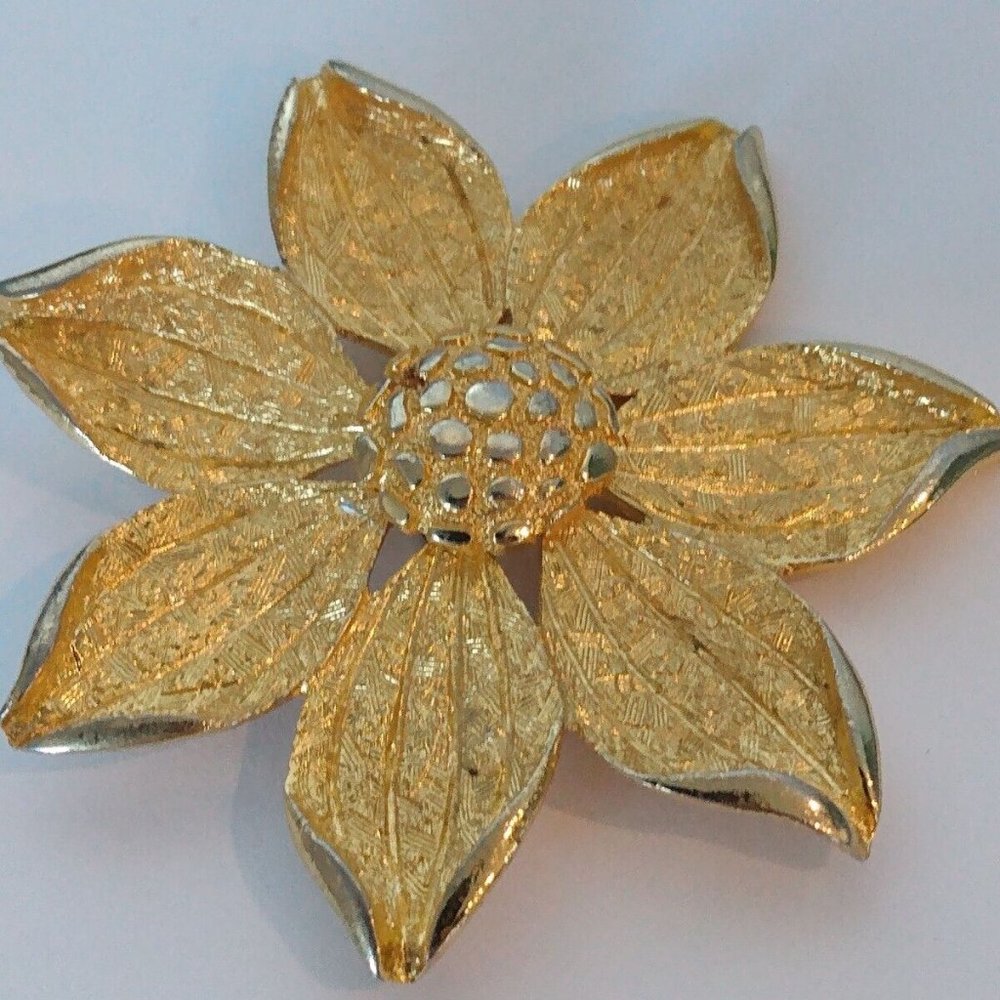 Gold Tone Large Flower Brooch Pin